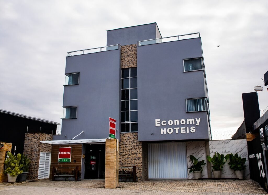 Hospedagem De Última Hora Em Natal: Como Encontrar Boas Opções Com Economia E Conforto 2 - Economy Hotéis - Sua Melhor Opção Em Natal Rn | Ponta Negra Economy Hotéis - Sua Melhor Opção Em Natal Rn | Ponta Negra - Descubra O Conforto E A Economia Dos Economy Hotéis Em Natal Rn, Localizados Na Encantadora Praia De Ponta Negra. Reserve Agora E Aproveite Sua Estadia!