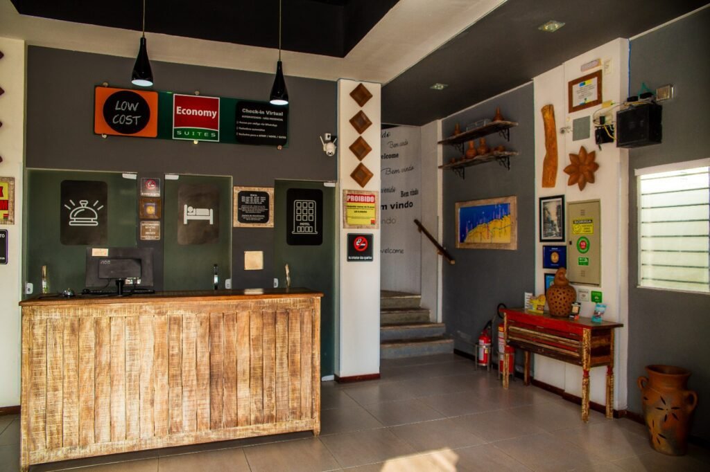 Como Escolher Hospedagem Em Natal Pensando Apenas No Essencial 3 - Economy Hotéis - Sua Melhor Opção Em Natal Rn | Ponta Negra Economy Hotéis - Sua Melhor Opção Em Natal Rn | Ponta Negra - Descubra O Conforto E A Economia Dos Economy Hotéis Em Natal Rn, Localizados Na Encantadora Praia De Ponta Negra. Reserve Agora E Aproveite Sua Estadia!